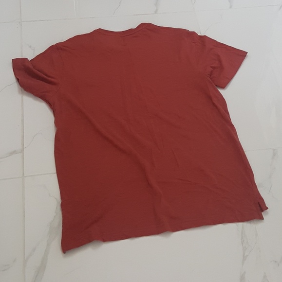 Levi's Orange Tee - Picture 3 of 4